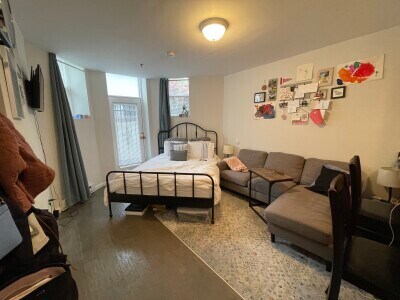 Primary Photo - 35 Queensberry St
