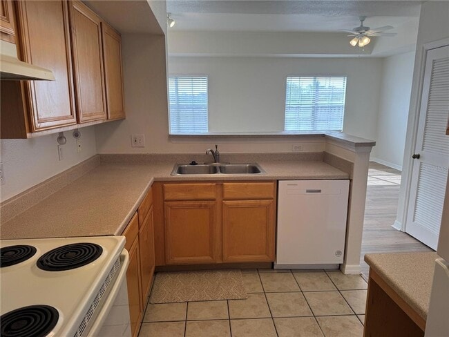 Building Photo - 1130 Villagio Cir