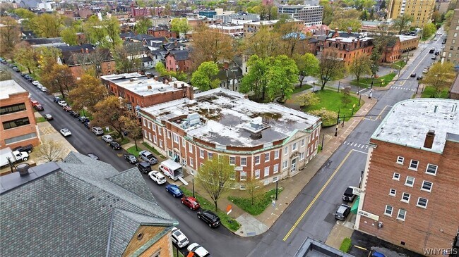Building Photo - 40 North St