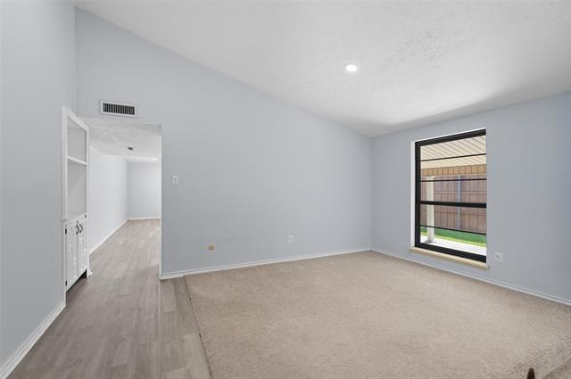 Building Photo - 6108 Jennings Dr