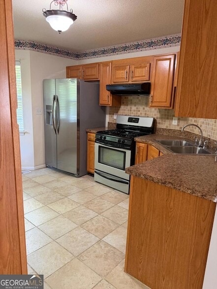 Building Photo - 72 Victorian Cir