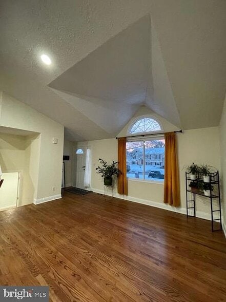 Building Photo - 402 Kojun Ct