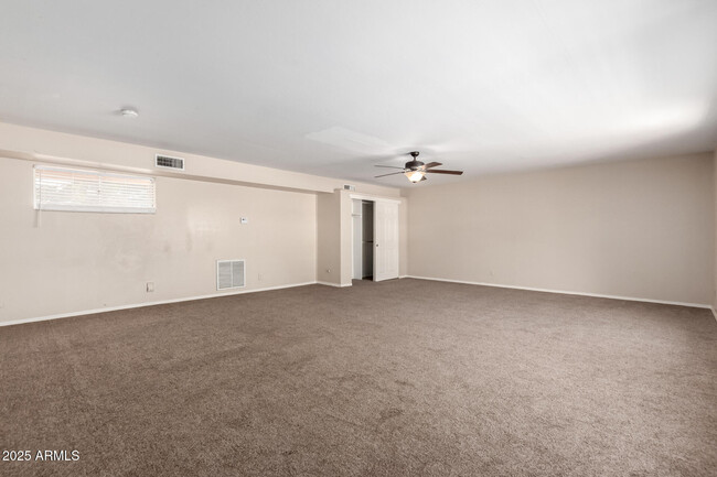 Building Photo - 5 Inner Cir