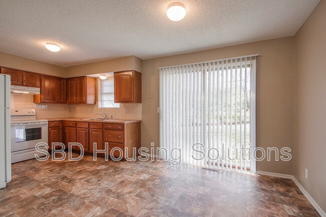Building Photo - 10408 Smalley Ct
