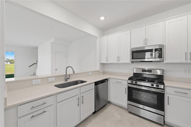 Building Photo - 15003 White Pearl Rd