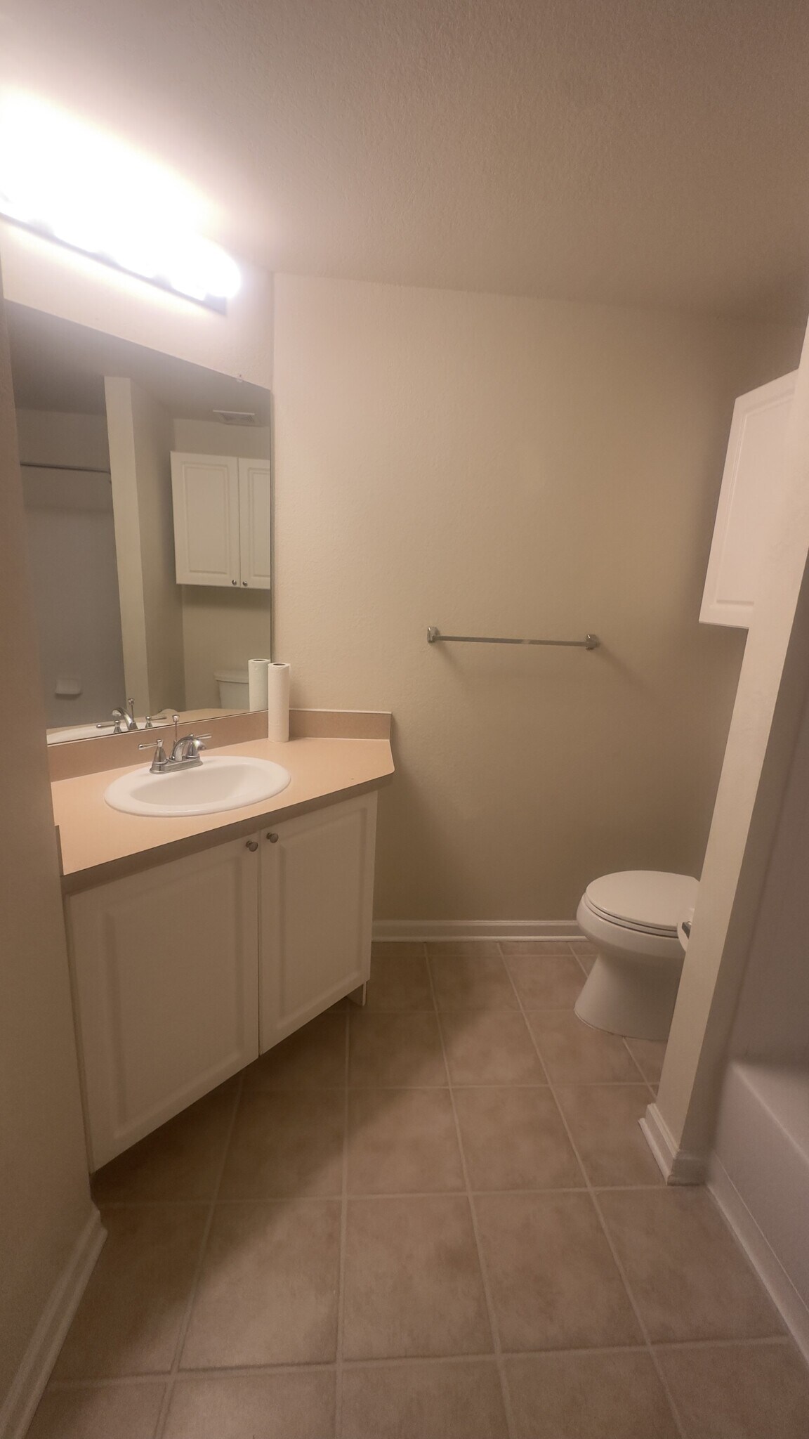 Building Photo - 405 S Villa San Marco Dr