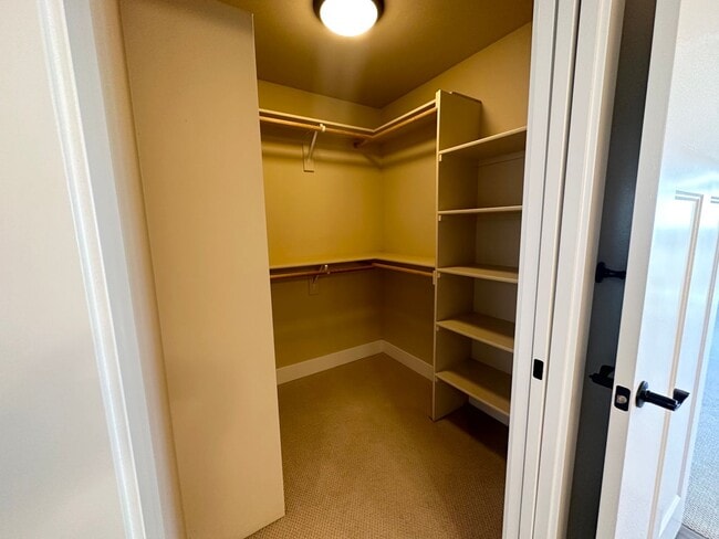 Building Photo - Super Cute 3 Bedroom with Bonus/Office in SE Portland Home!