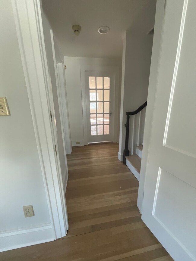 Building Photo - 0 Macdonough Place