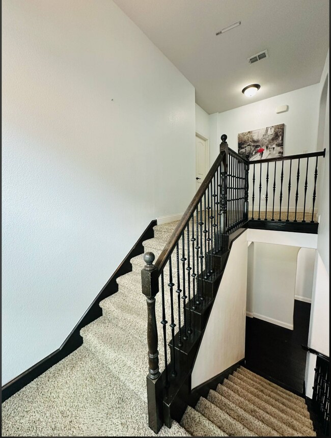 Building Photo - 8709 Glenburne Dr