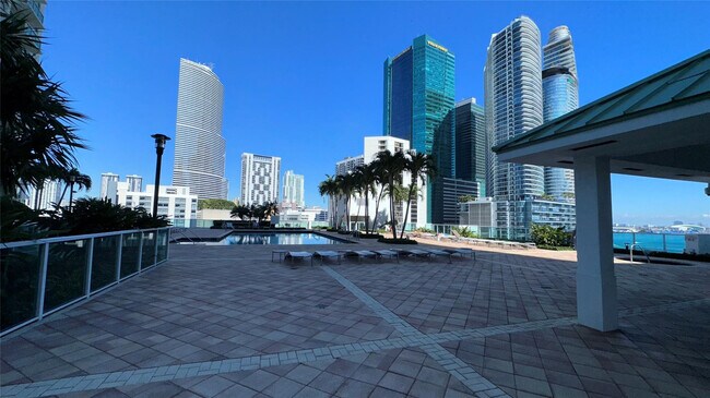 Building Photo - 41 SE 5th St