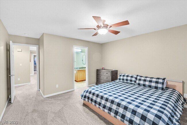 Building Photo - **COMING SOON** UPGRADED 5BD/3.5BA SUMMERLIN HOME W/ POOL!