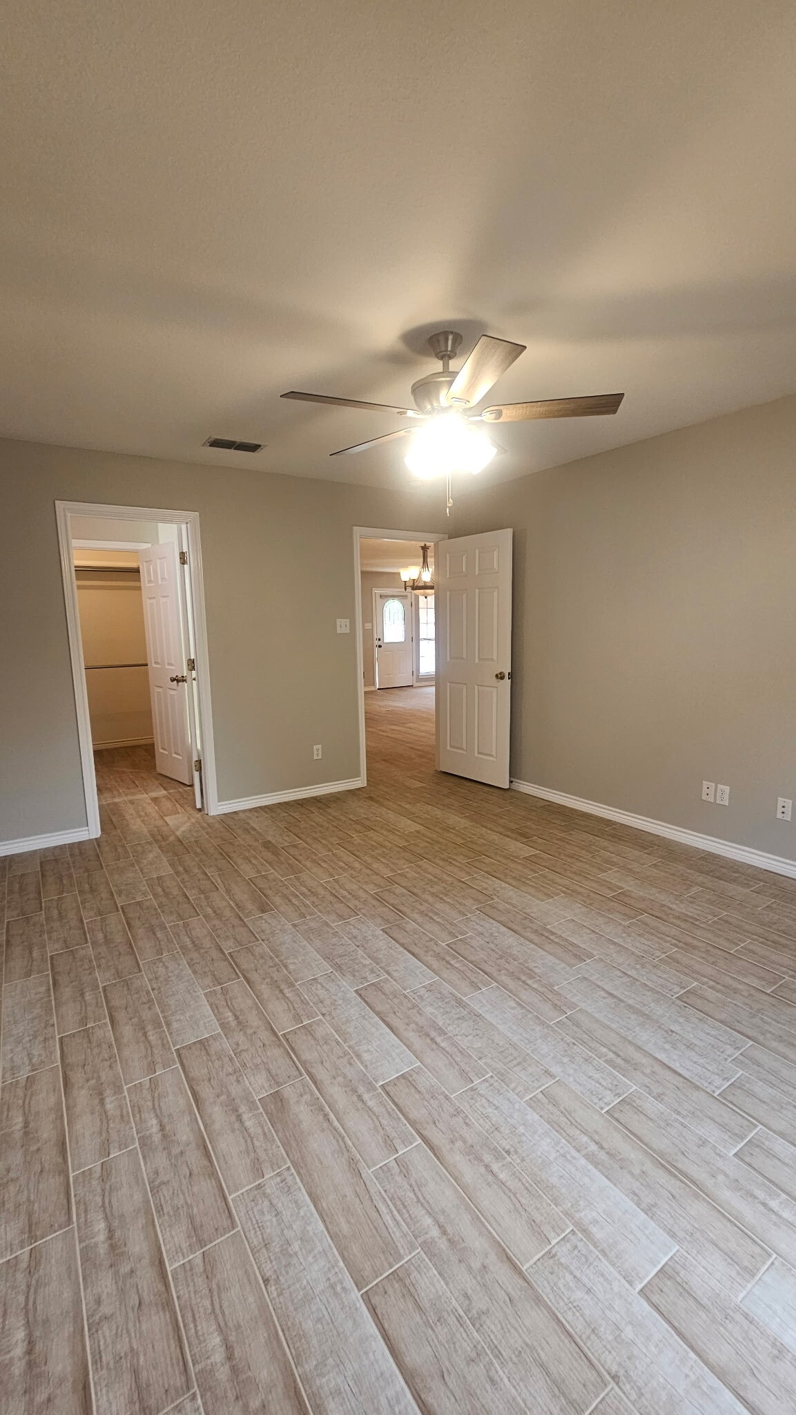 Bedroom - 203 Bluebonnet St