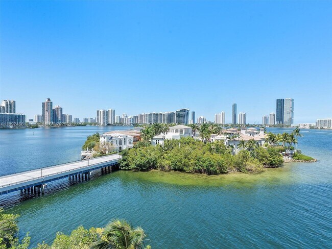 Building Photo - 4000 Island Blvd