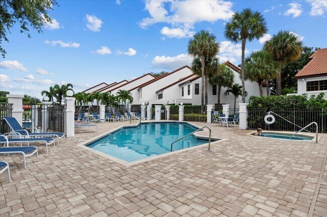 Building Photo - 2379 Treasure Isle Dr
