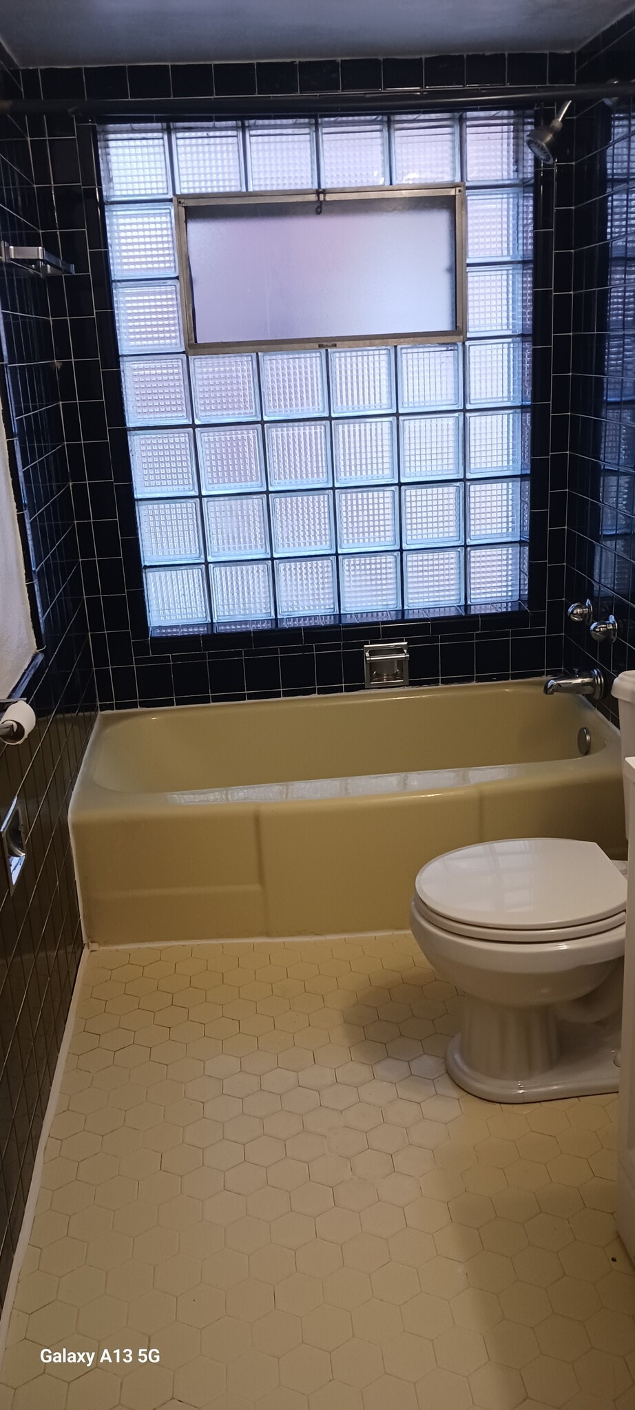 Building Photo - 8804 Riverview Blvd