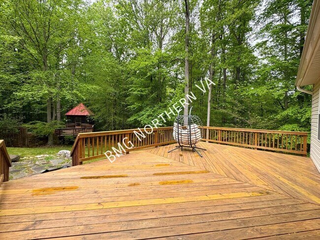 Building Photo - 4800 Occoquan Overlook