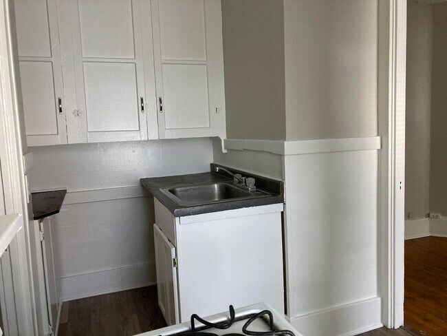 Building Photo - 450 Meigs-VR
