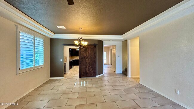 Building Photo - 12437 Pleasant Crest