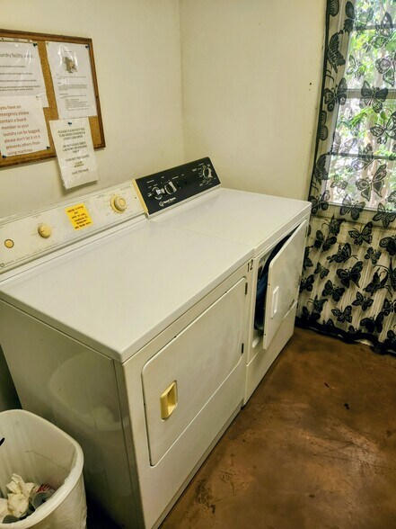 Laundry Room - 2025 Sylvester Rd