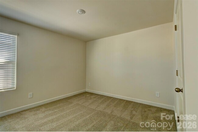 Building Photo - 5037 Poplin Vly