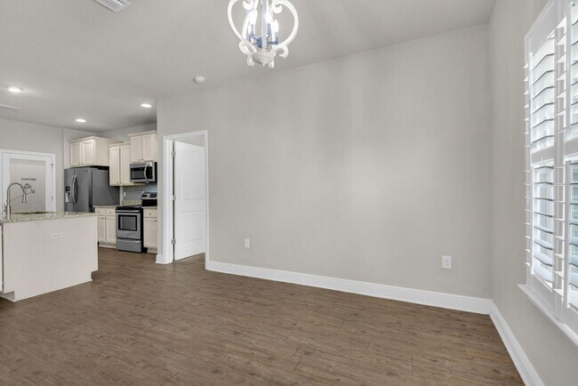 Building Photo - Beautiful home in Ashley Plantation!