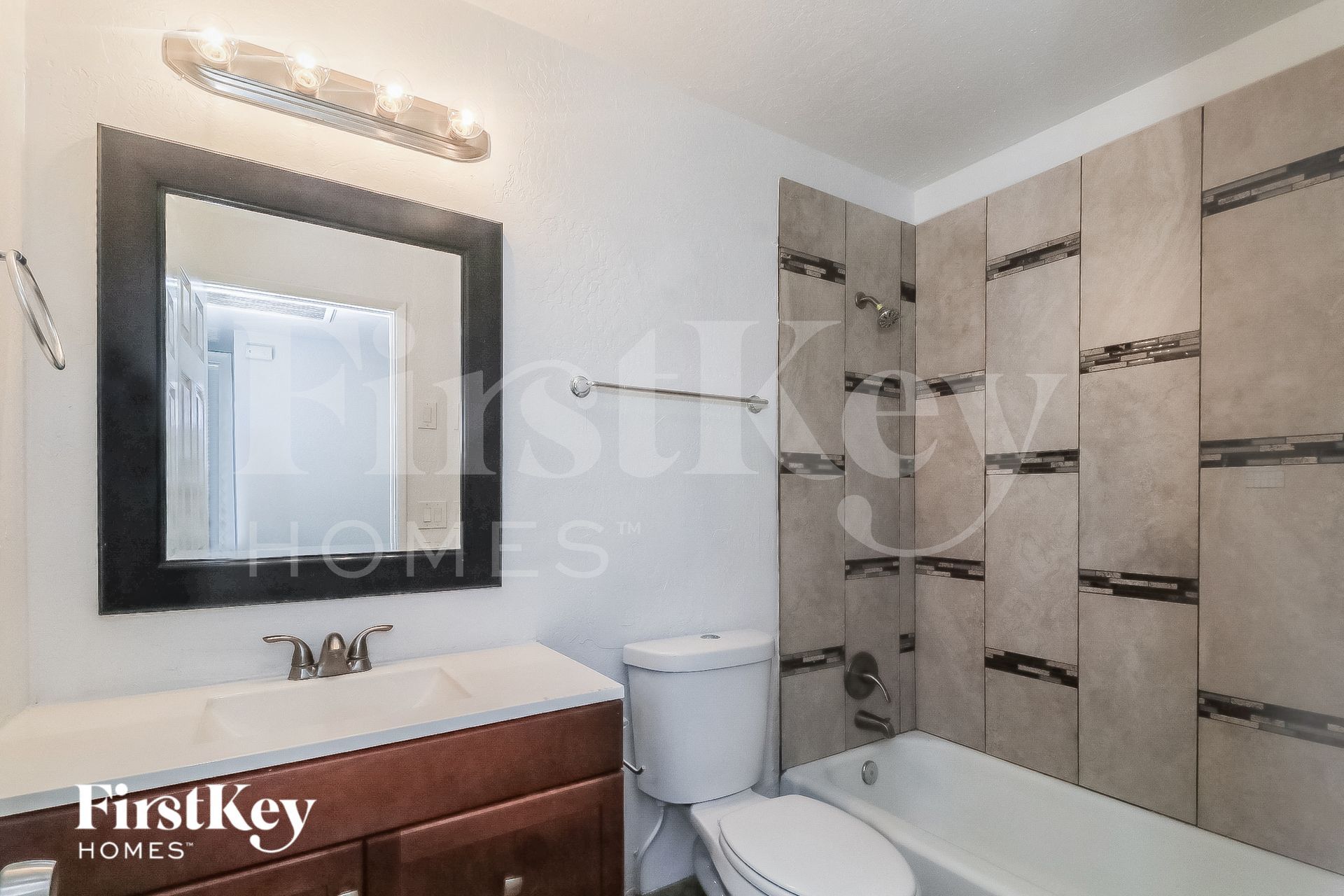 Building Photo - 3301 W Windrose Dr