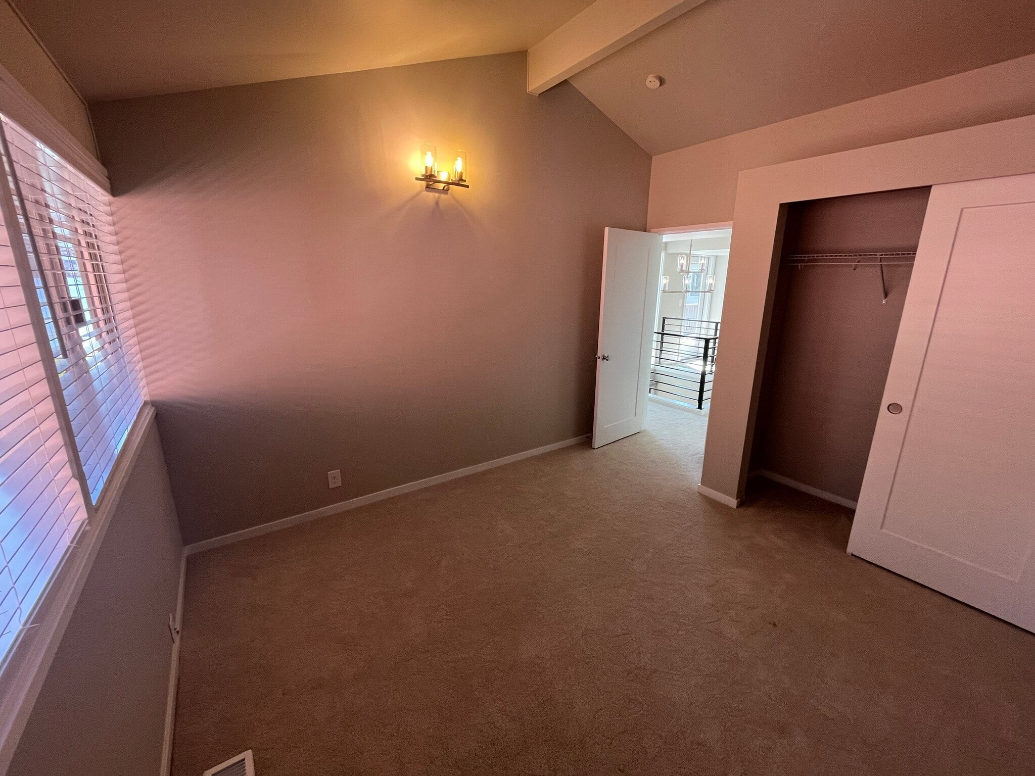 Bed 3 - 16736 Shore Dr NE