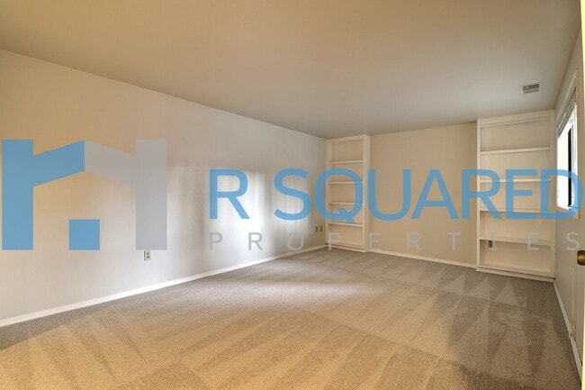 Building Photo - 16925 Inglewood Rd NE