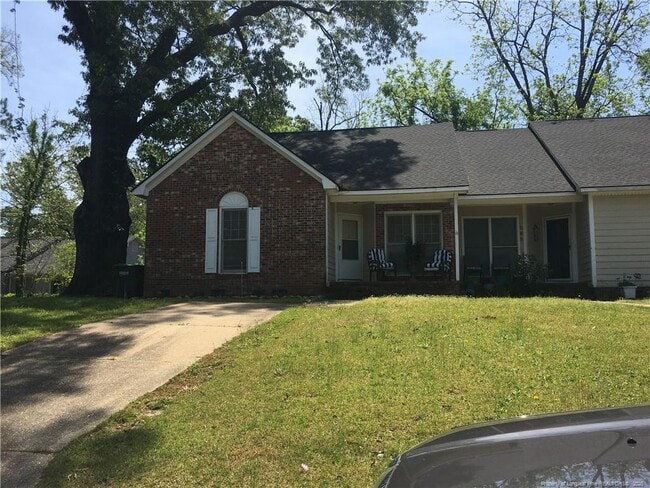 Primary Photo - 424 Georgetown Cir