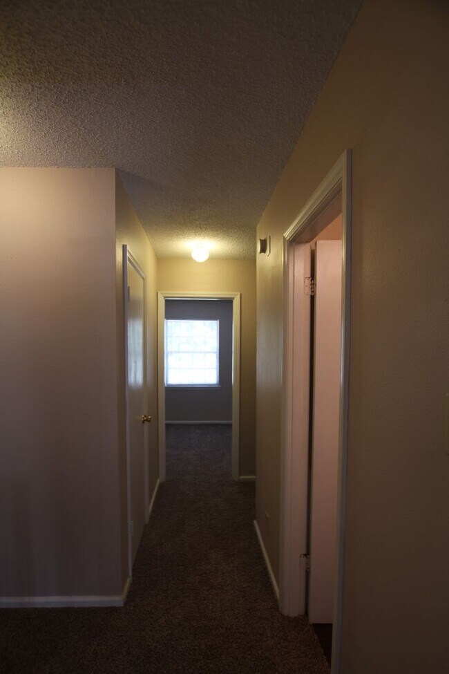 Building Photo - Delmar Dr. 2510/2512