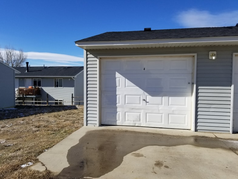 Building Photo - 1021 S Wisconsin Ave