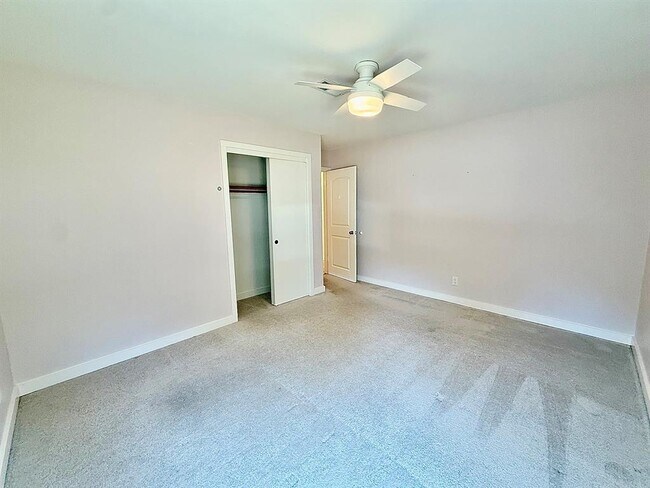 Building Photo - 7608 Tisdale Dr