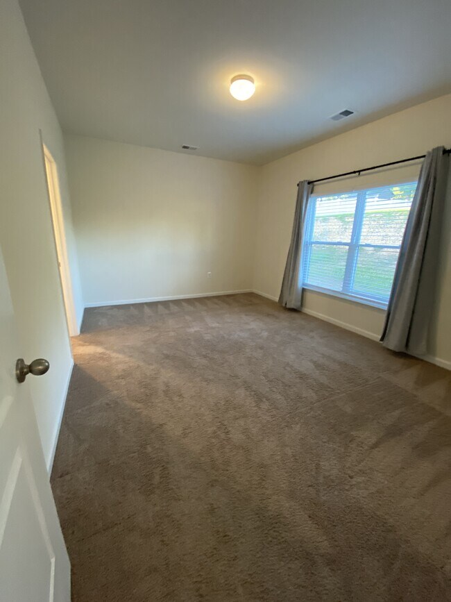 Building Photo - 697 Rivanna Run