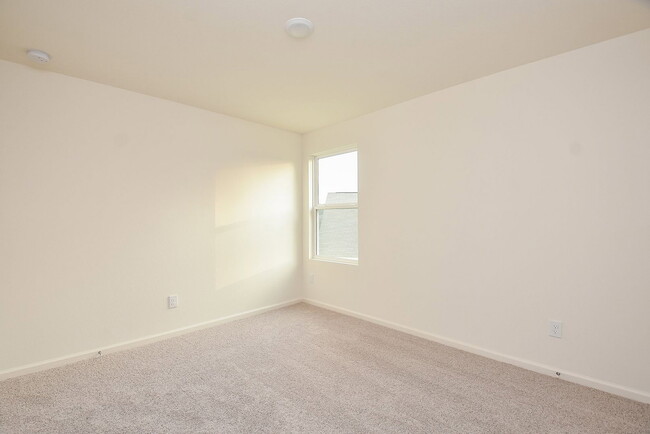 Building Photo - 3603 Admiralty Dr