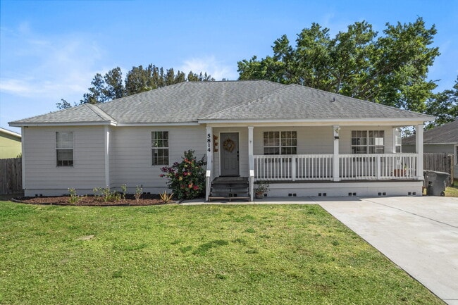 Building Photo - 5814 Killarney Ave