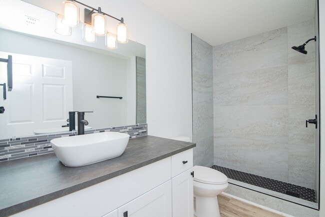 Building Photo - 1101 Scheidel Ct