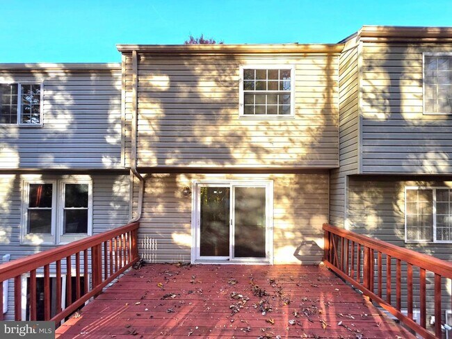 Building Photo - 8557 Koluder Ct