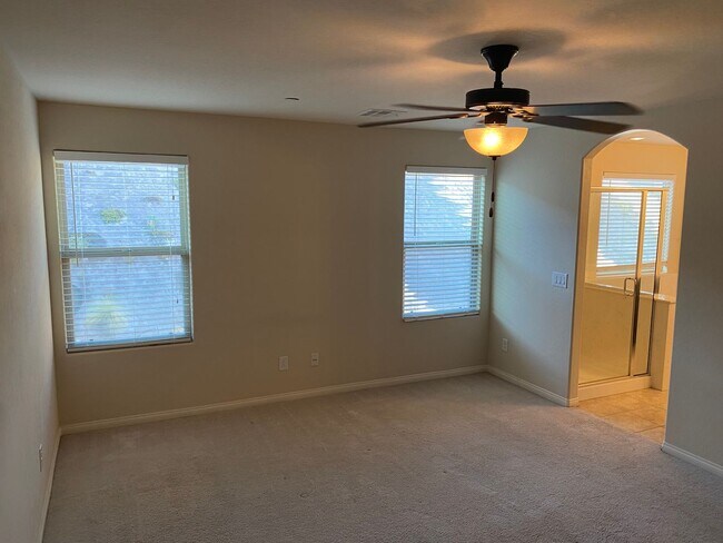 Building Photo - Tuscany Ranch Living