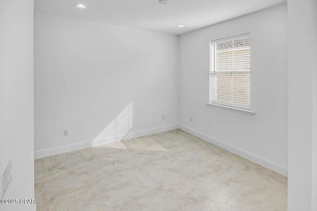 Building Photo - 8572 Margaritaville Blvd