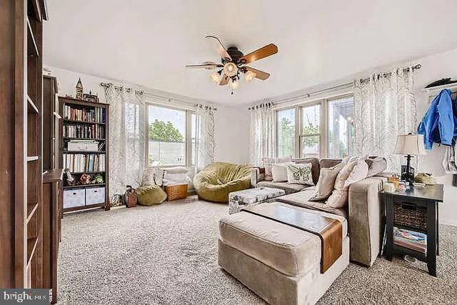 Building Photo - 237 E Main St