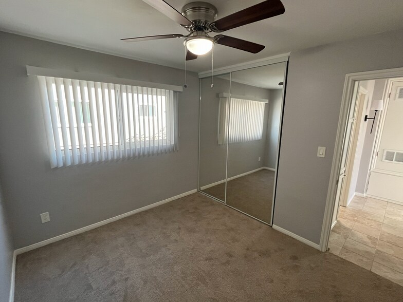 Building Photo - 3563 College Ave