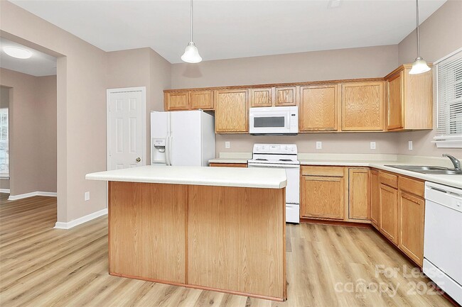 Building Photo - 12260 Jessica Pl