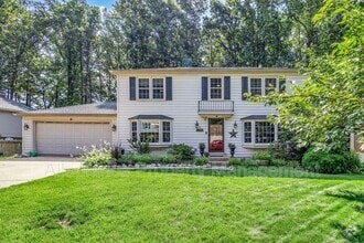 Building Photo - 9713 Velilla Rd