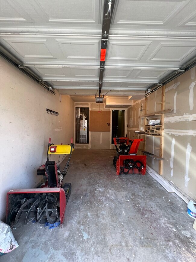 Building Photo - 3721 Pioneer Trail