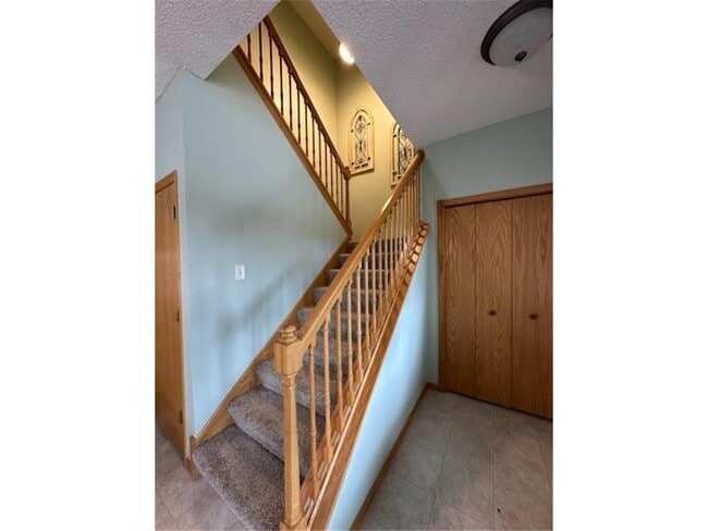 Building Photo - 12117 Yancy St NE