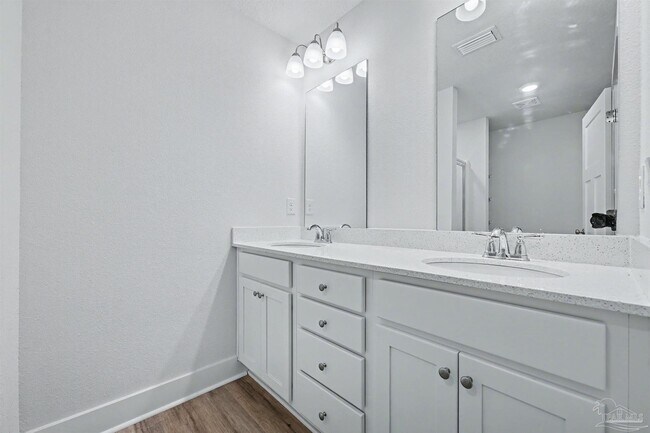 Building Photo - 2946 Overcup St