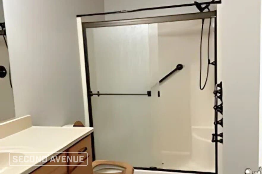 Building Photo - 24 Klines Cv