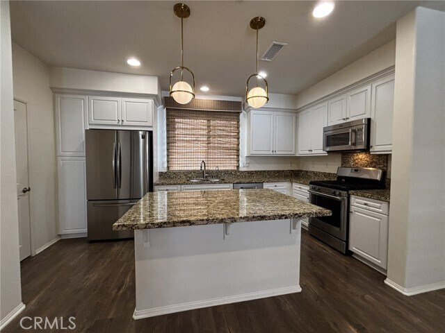 Building Photo - 6391 Volans Ct