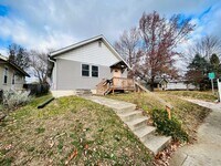 Building Photo - Available August 1st 2024