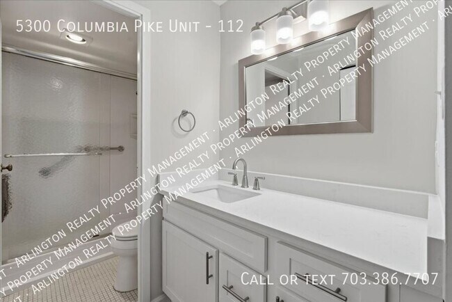 Building Photo - 5300 Columbia Pike